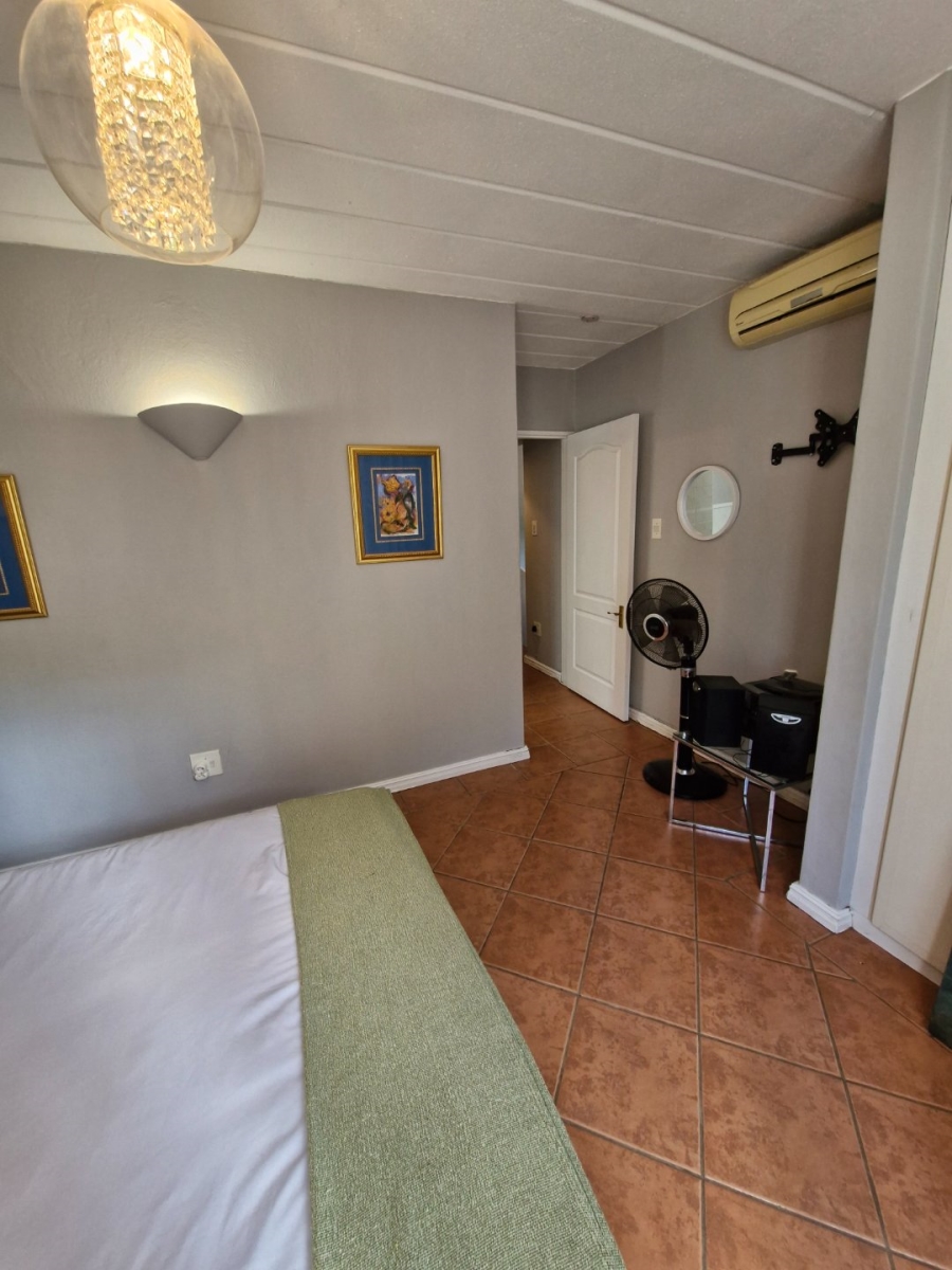 4 Bedroom Property for Sale in Caribbean Beach Club North West